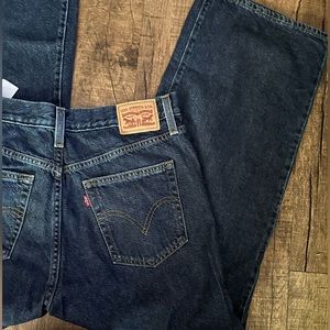 High waisted Mom jeans